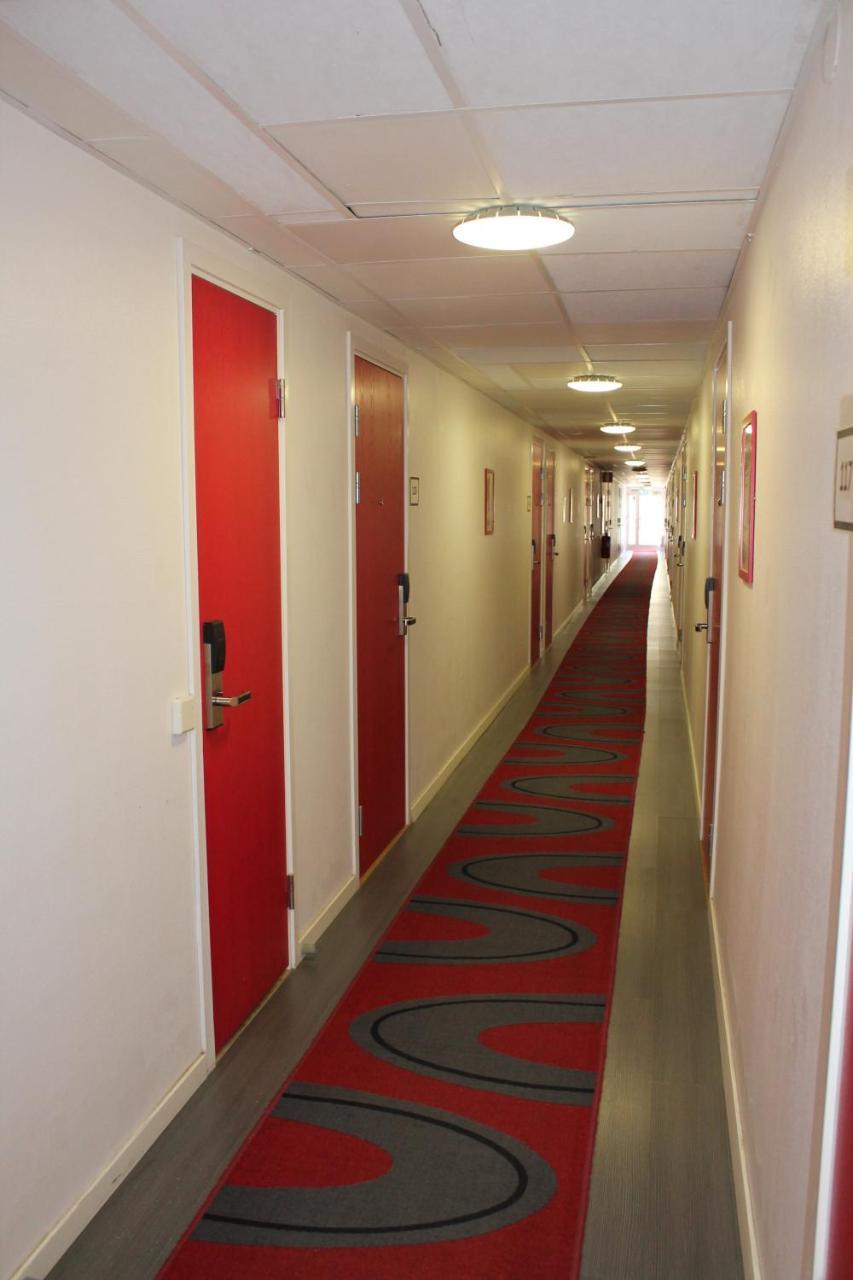 Sure Hotel By Best Western Vilsta Sporthotell Eskilstuna Kültér fotó